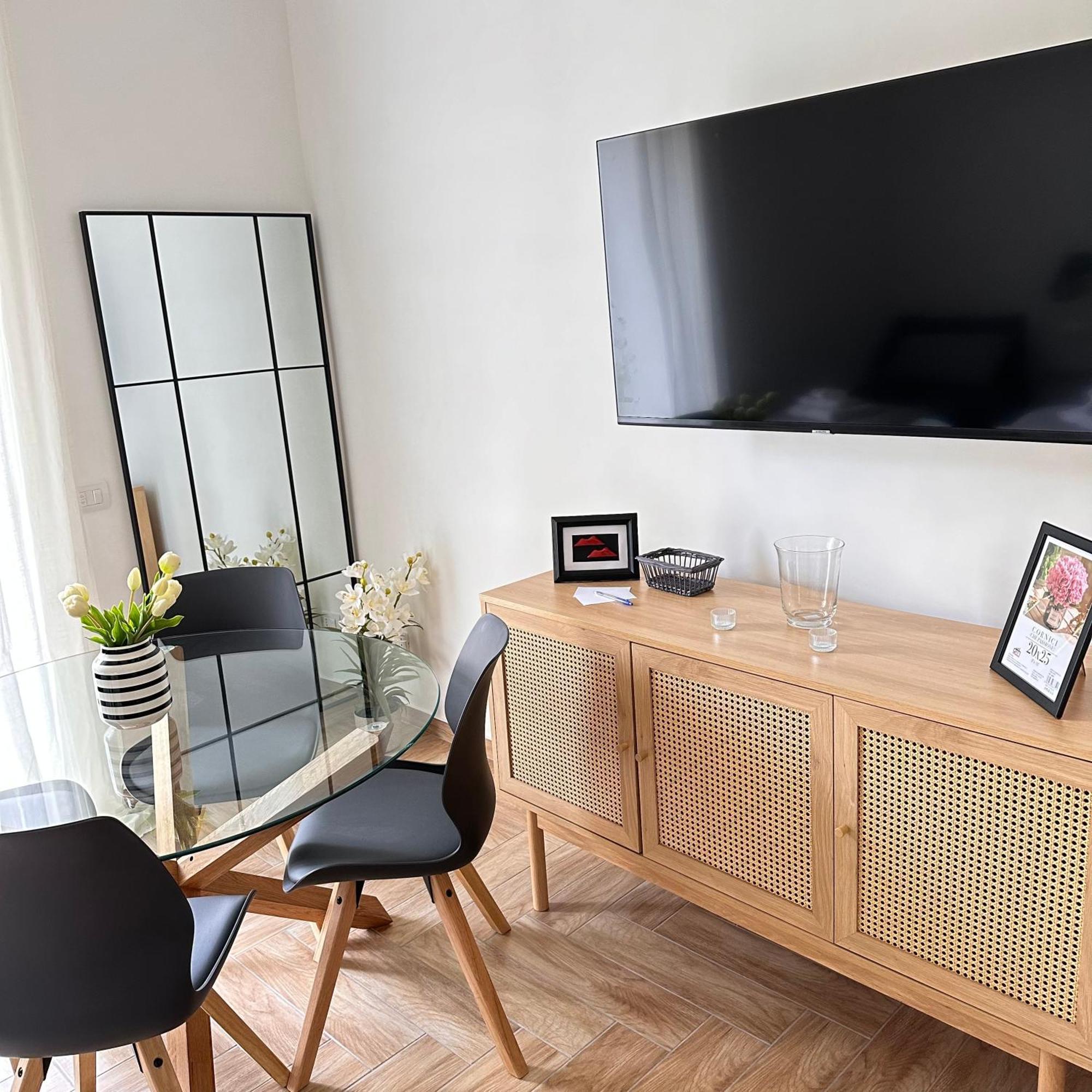Apartment Donna Flora's House Naples